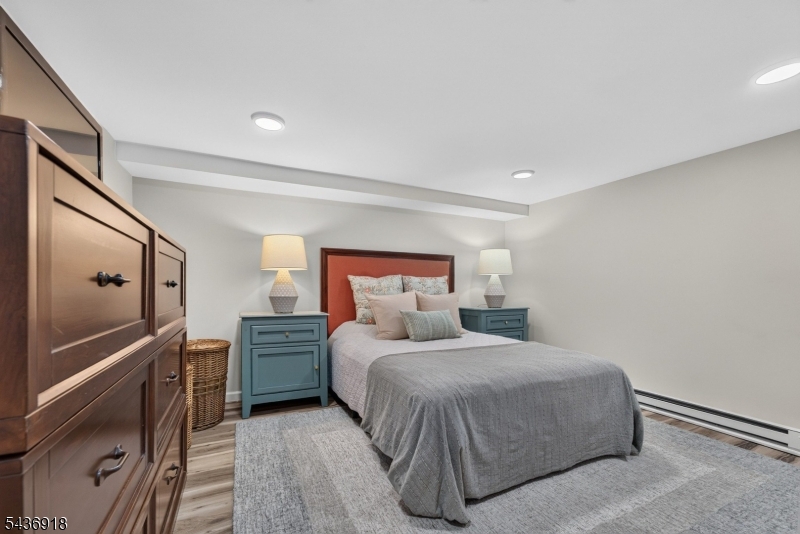 4 Lingert Avenue Clinton, NJ 08809 - Photo 15 of 43