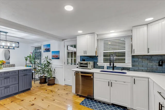 $575,000 | 1028 Old Falmouth Road, Centerville, MA 02632