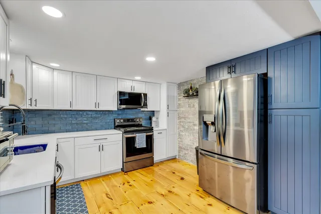 $575,000 | 1028 Old Falmouth Road, Centerville, MA 02632