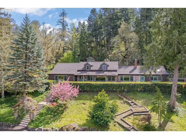 $1,175,000 | 42 Ridgewood Drive, Eugene, OR 97405