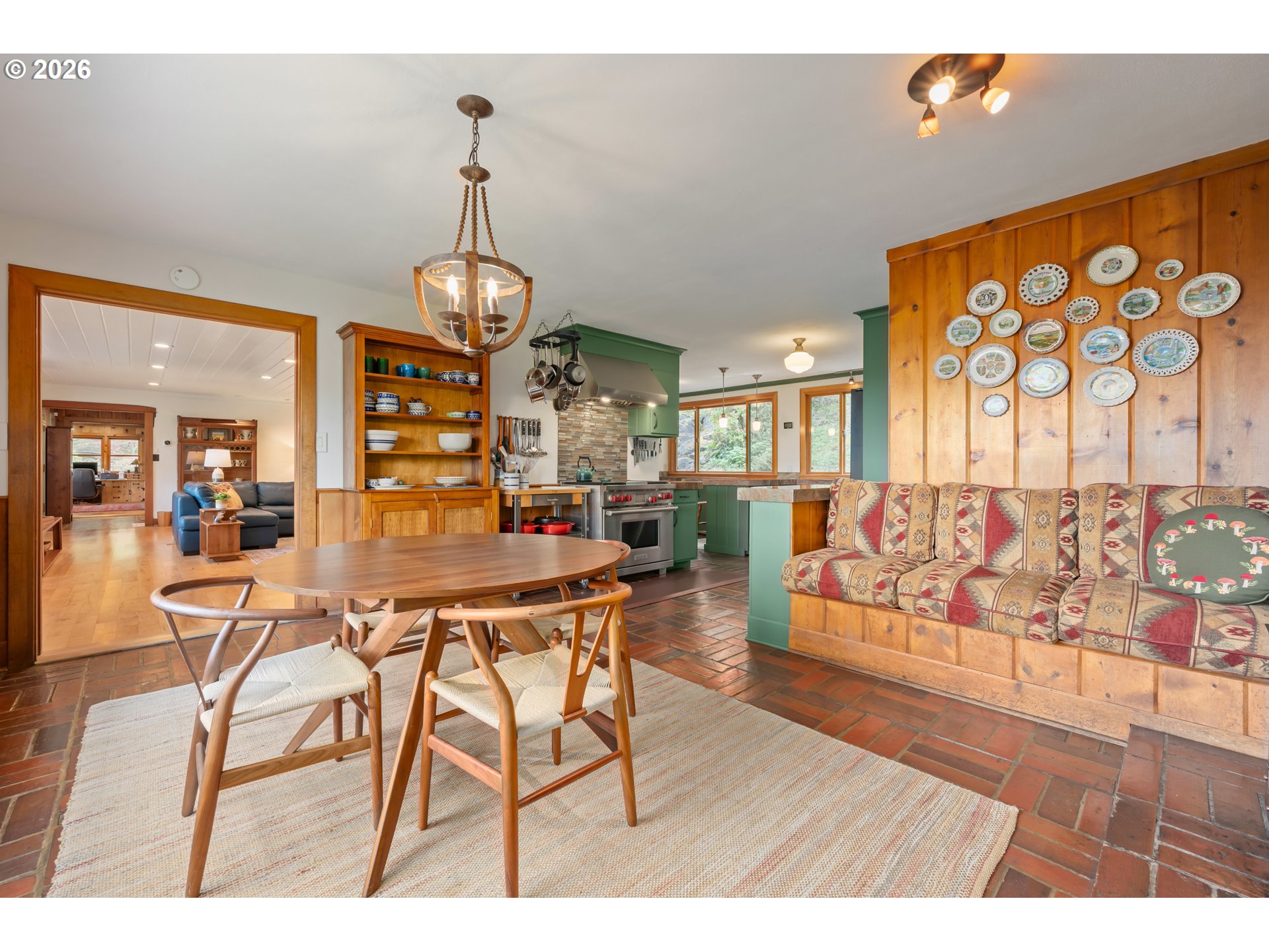 42 Ridgewood Drive Eugene, OR 97405 - Photo 14 of 48