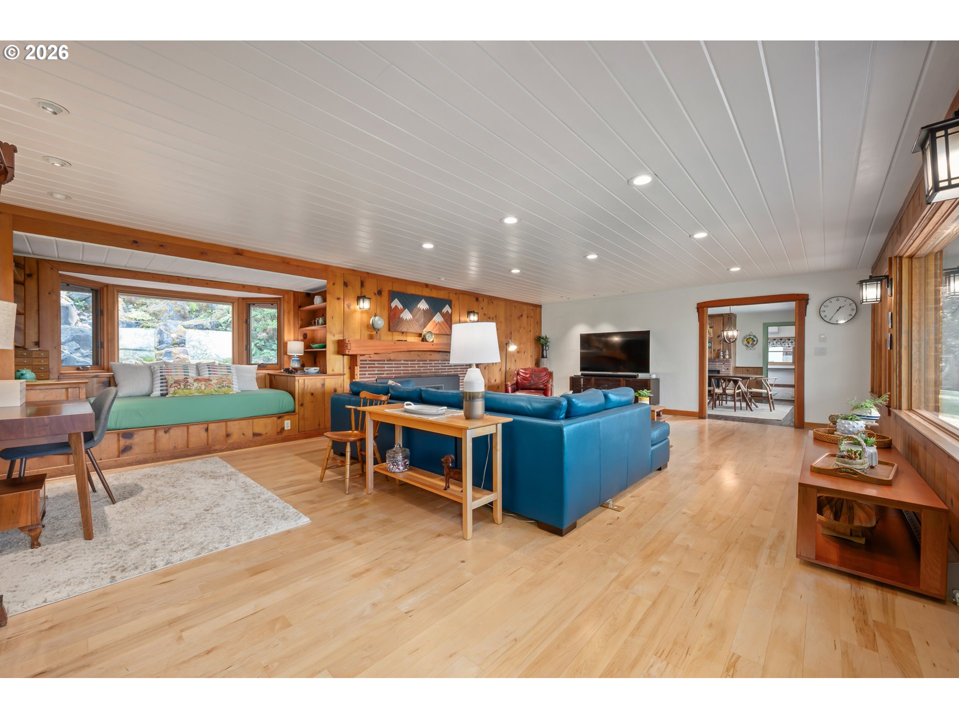 42 Ridgewood Drive Eugene, OR 97405 - Photo 5 of 48