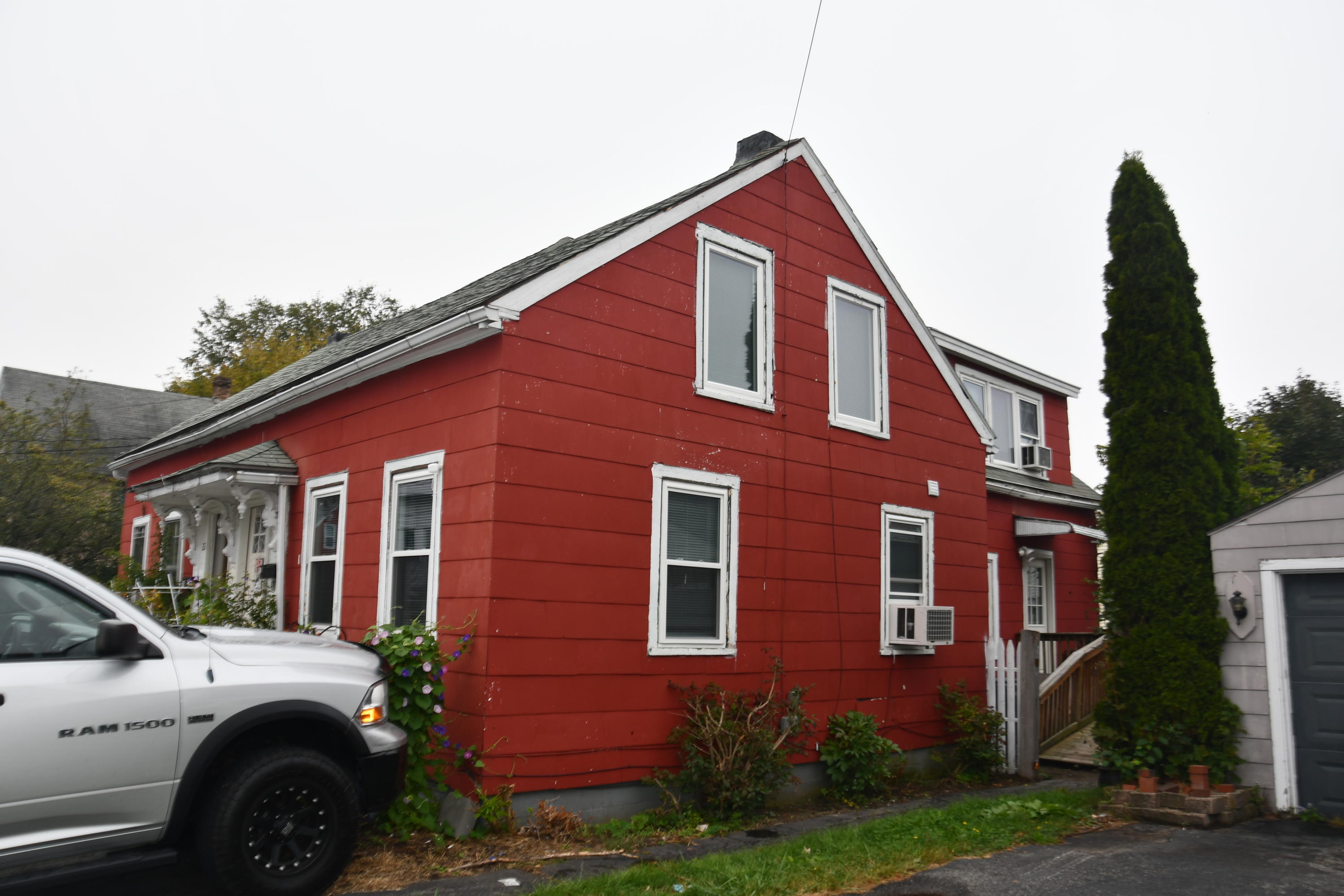 20 Middle Street Biddeford, ME 04005 - Photo 15 of 32 DSC_0125