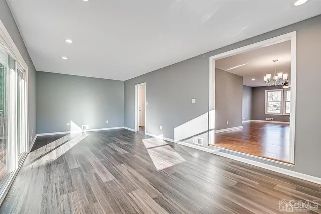 $670,000 | 42 Norris Avenue, Metuchen, NJ 08840