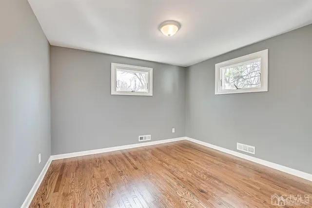 $670,000 | 42 Norris Avenue, Metuchen, NJ 08840