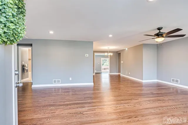 $670,000 | 42 Norris Avenue, Metuchen, NJ 08840