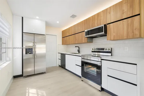 $4,100 | 212 Northwest 103rd Street, Miami, FL 33150