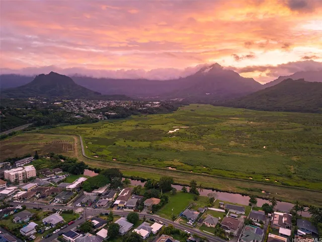 $729,000 | 221 Kihapai Street, Unit 1, Kailua, HI 96734