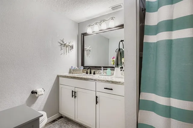 $2,800 | 4311 2nd Avenue East, Bradenton, FL 34208