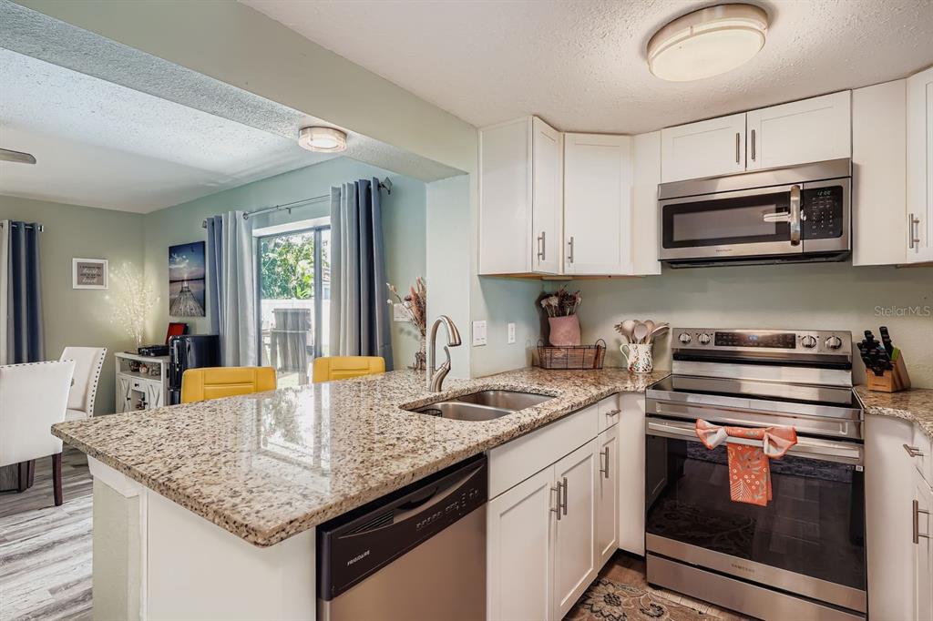 4311 2nd Avenue East Bradenton, FL 34208 - Photo 6 of 28