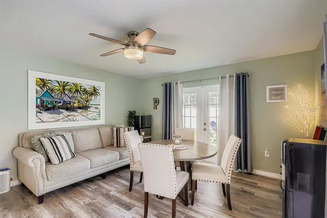 $2,800 | 4311 2nd Avenue East, Bradenton, FL 34208