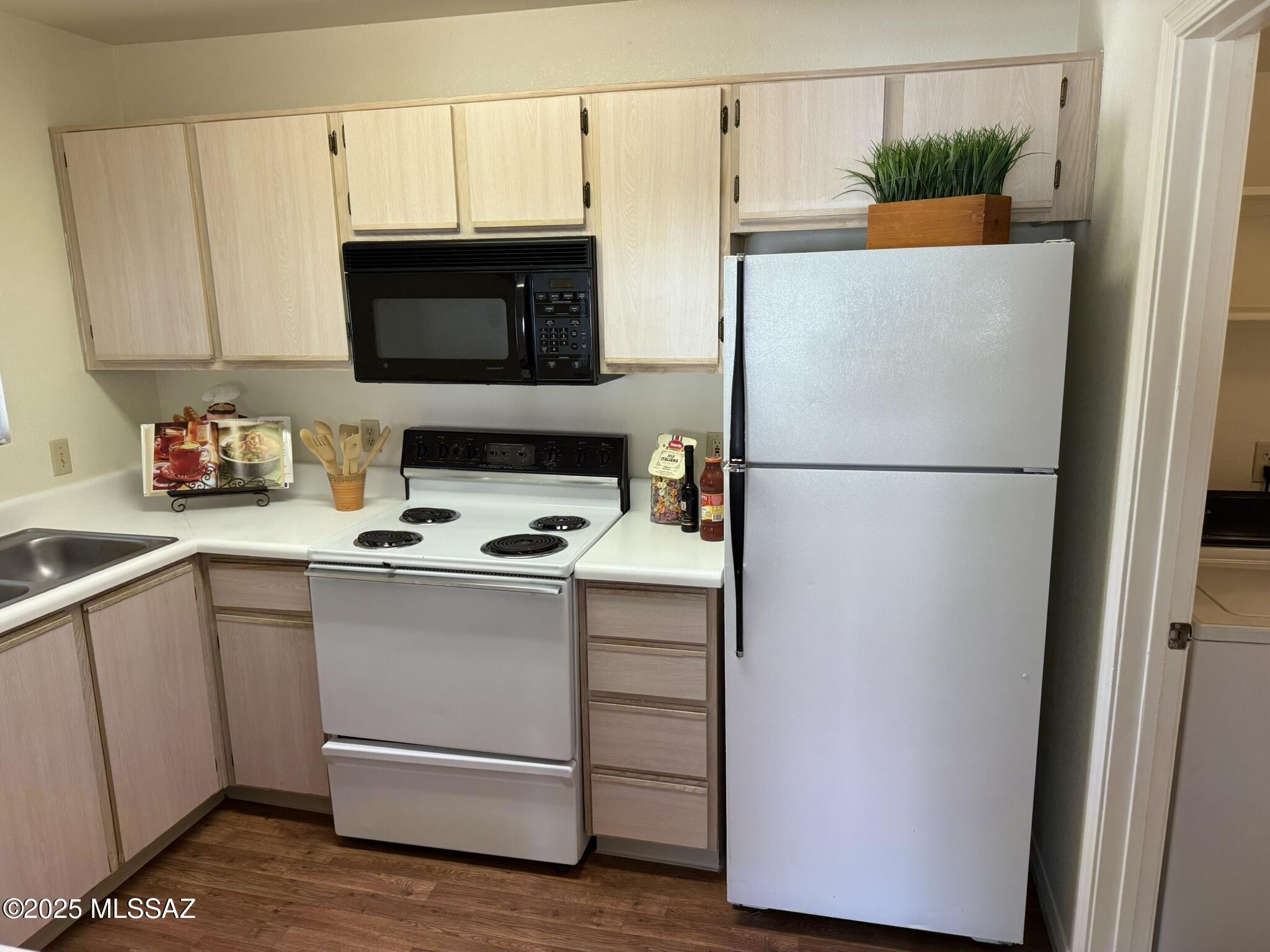 5751 North Kolb Road, Unit 39204 Tucson, AZ 85750 - Photo 5 of 48