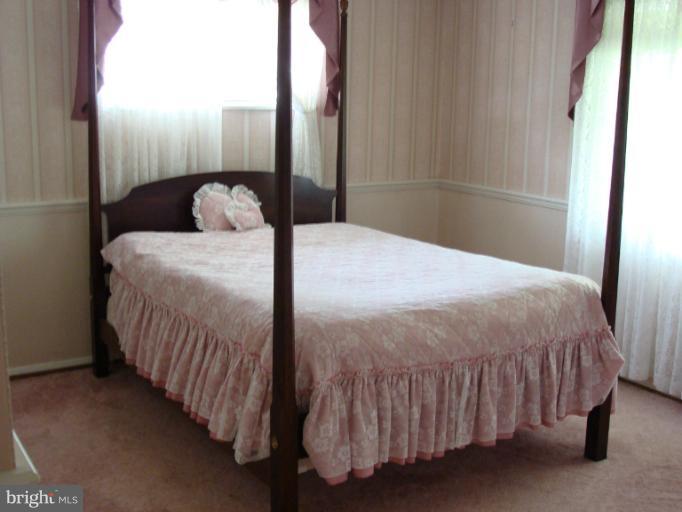 7203 Layton Drive Springfield, VA 22150 - Photo 7 of 22 Bedroom (Master)