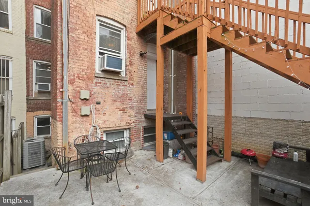 $1,900 | 1440 Fairmont Street Northwest, Unit 3, Washington, DC 20009