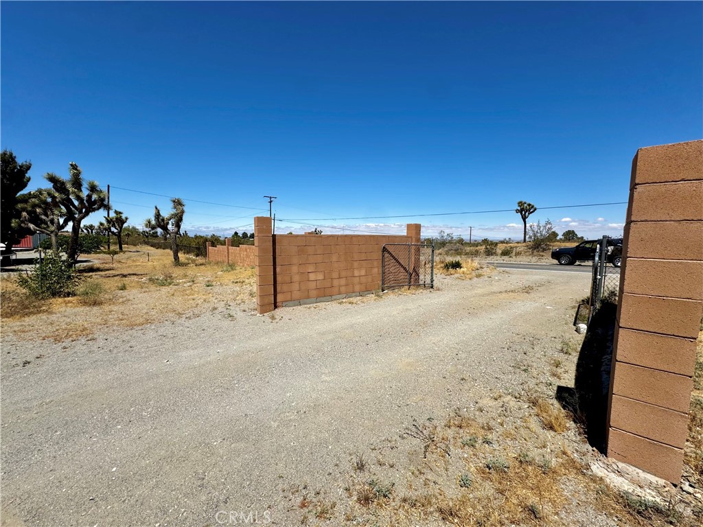 2775 Duncan Road Phelan, CA 92371 - Photo 29 of 29 a view of a beach with a road