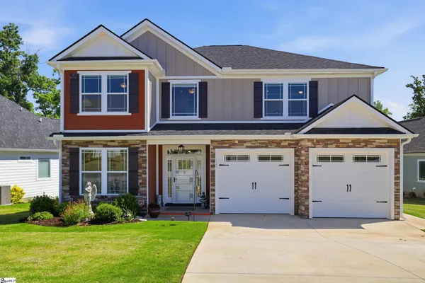 $590,000 | 140 Double Crest Drive, Taylors, SC 29687