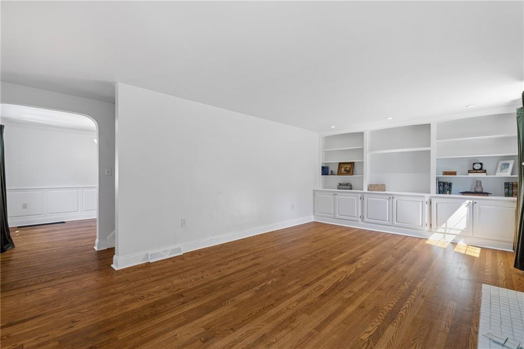 247 McMurray Road Pittsburgh, PA 15241 - Photo 6 of 31