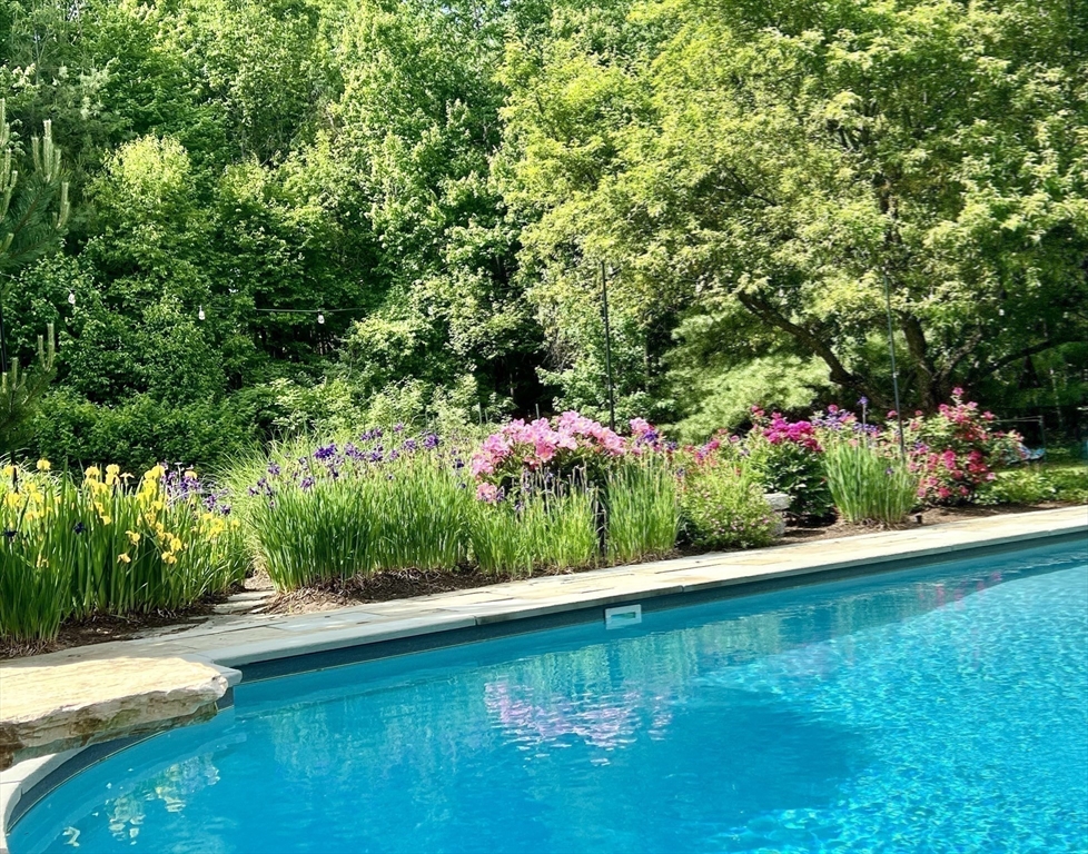 2 Michael Road Franklin, MA 02038 - Photo 29 of 35 Gallery Image 29