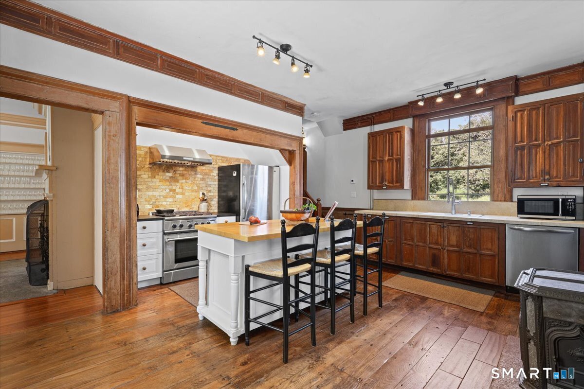 11 John Read Road Redding, CT 06896 - Photo 21 of 40 Gallery Image 21