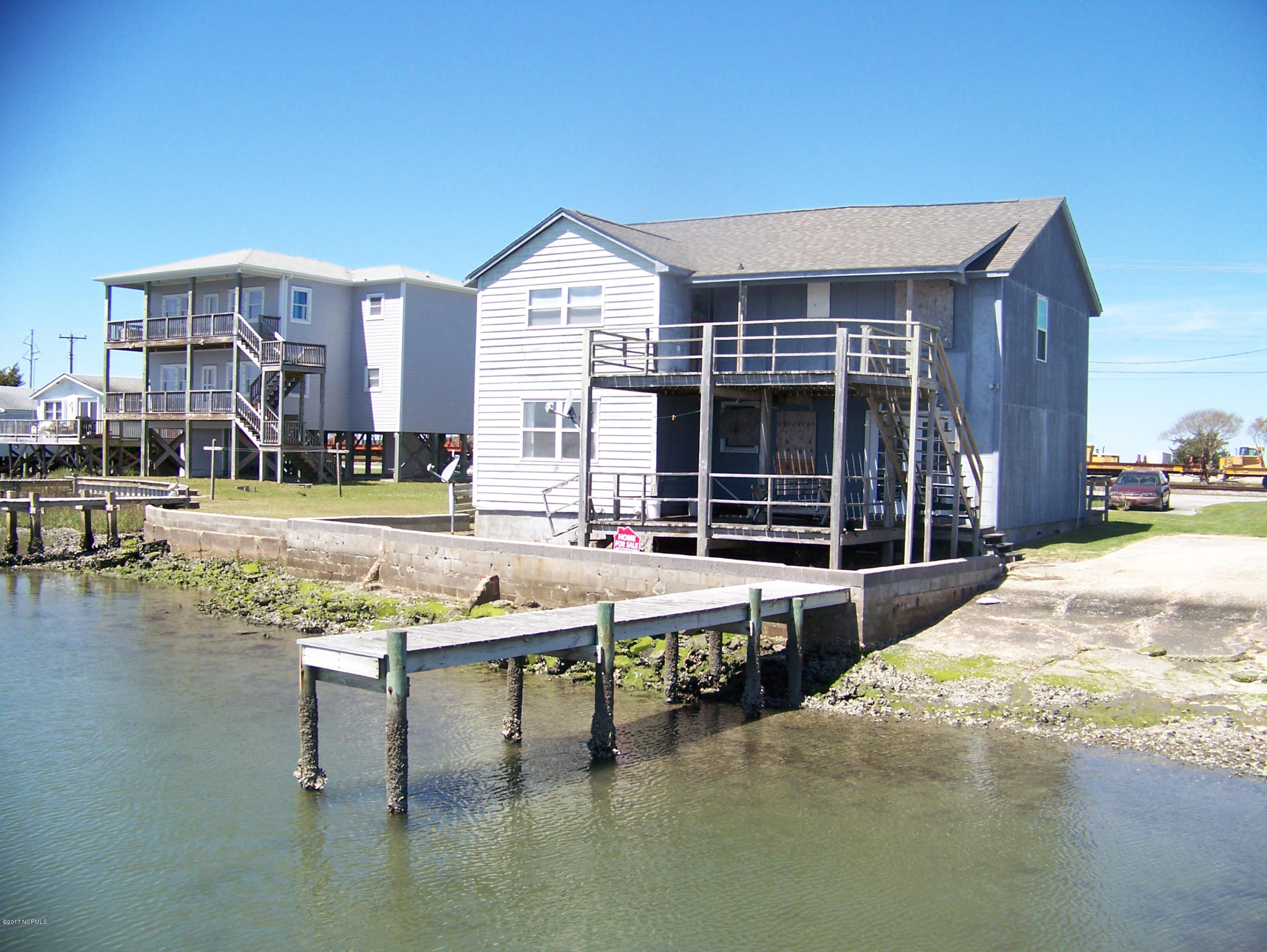 326 Old Causeway Road Beaufort, NC 28516 - Photo 2 of 22 100_2571