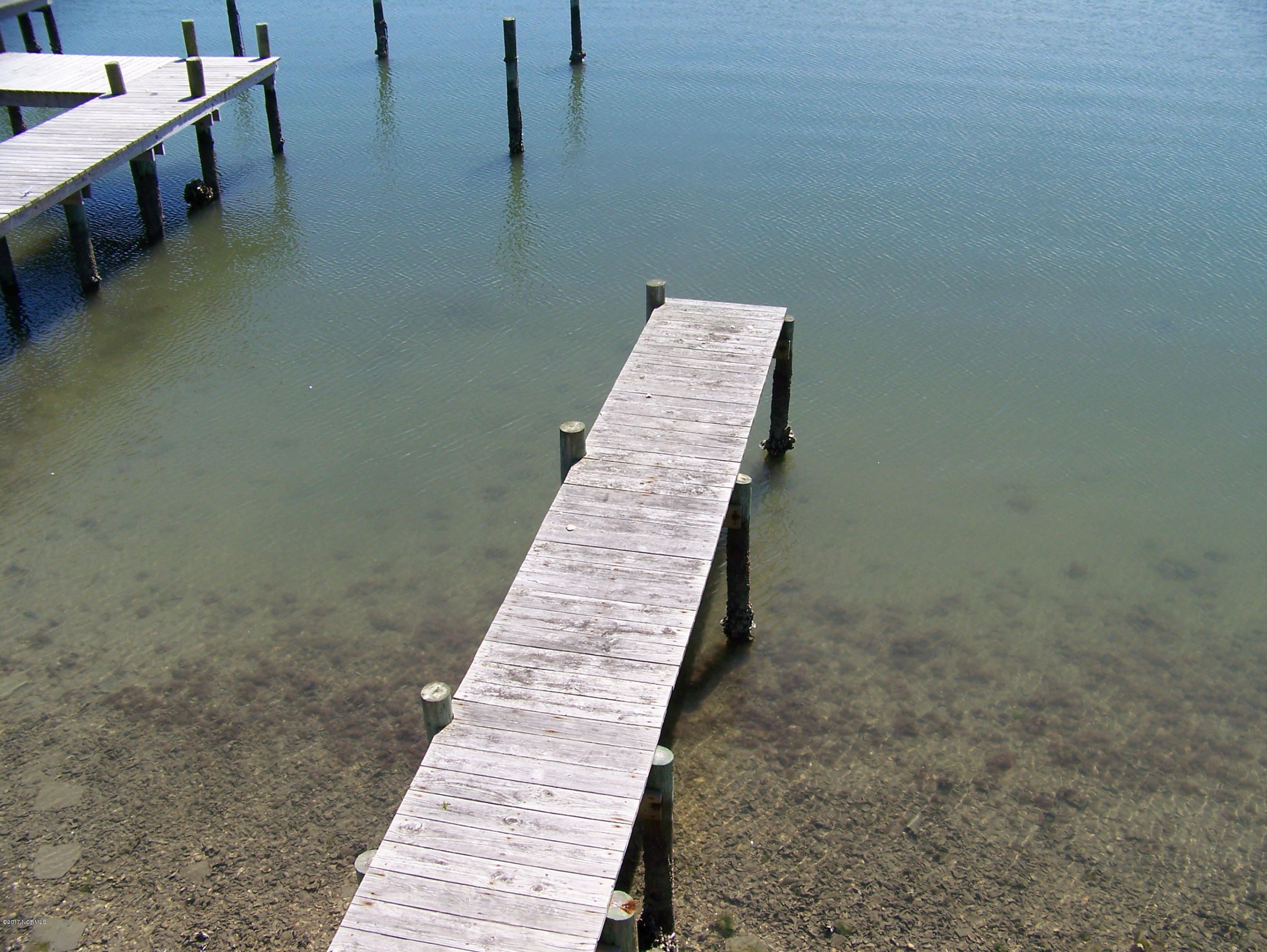 326 Old Causeway Road Beaufort, NC 28516 - Photo 9 of 22 100_2577