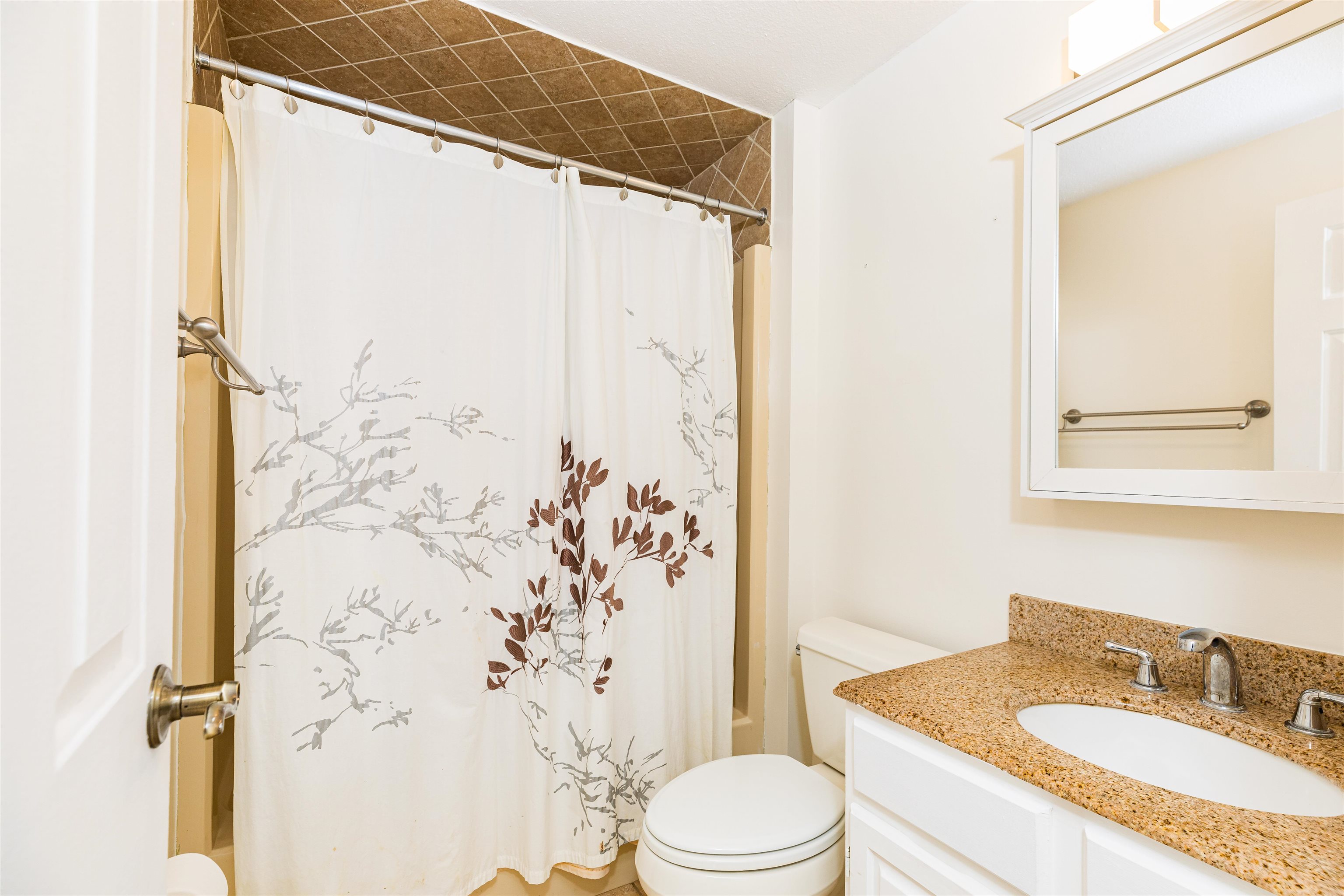 10 Balmoral Drive, Unit 10 Stratham, NH 03885 - Photo 20 of 37