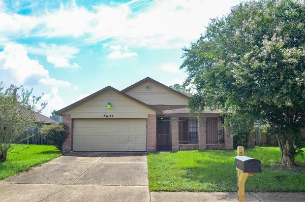 $1,950 | 2607 Harvest Moon Drive, Missouri City, TX 77489