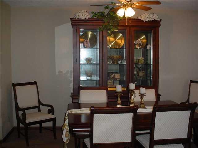 5119 Vantage Point Road Avon, IN 46123 - Photo 4 of 7 Gallery Image 4
