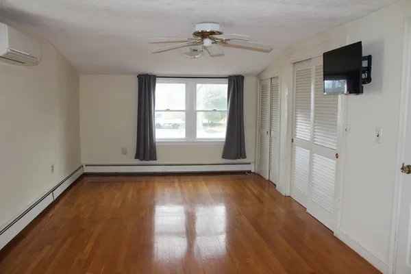 $4,000 | 28 Myrtle Street, Norwood, MA 02062
