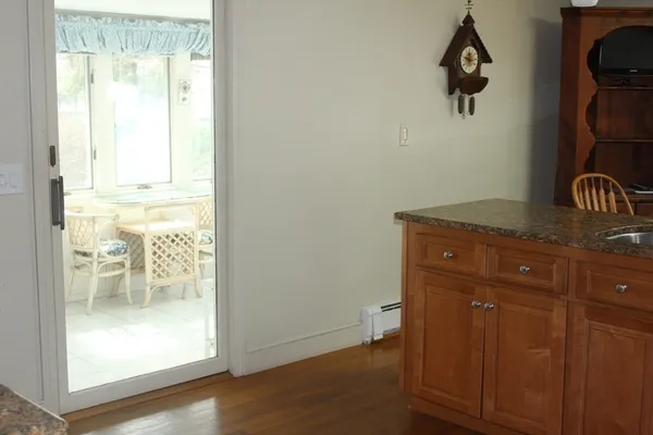 $4,000 | 28 Myrtle Street, Norwood, MA 02062