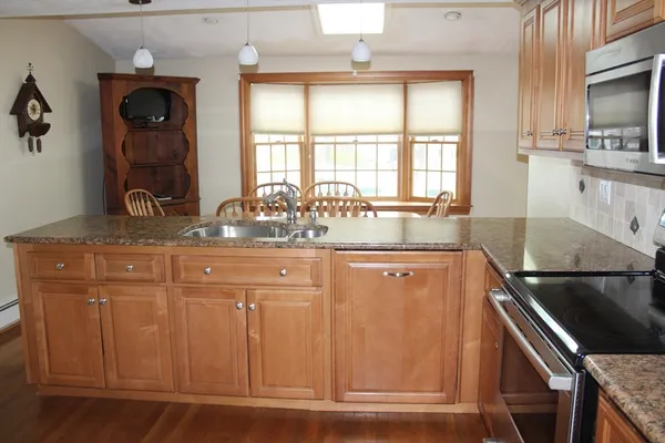 $4,000 | 28 Myrtle Street, Norwood, MA 02062