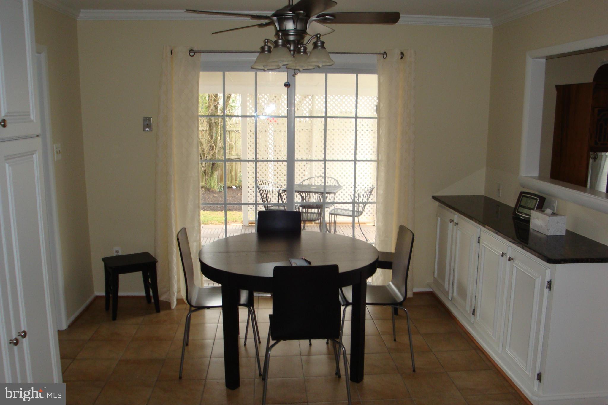13307 Poplar Tree Road Fairfax, VA 22033 - Photo 8 of 21 Kitchen