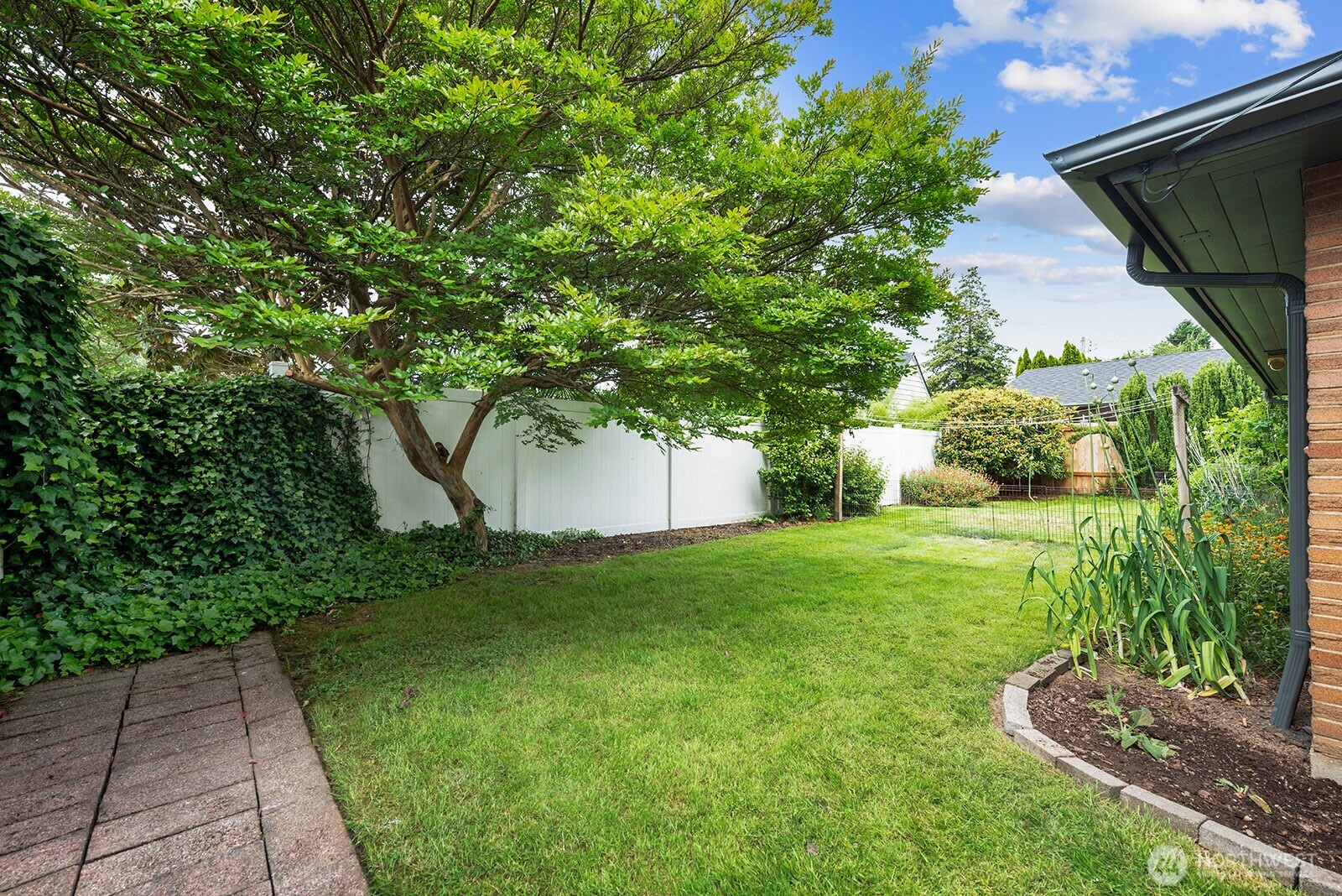 827 North 1st Street Renton, WA 98057 - Photo 17 of 27 Gallery Image 17