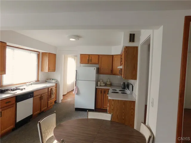 $250,200 | 205 Shotwell Park, Unit 100, Syracuse, NY 13206