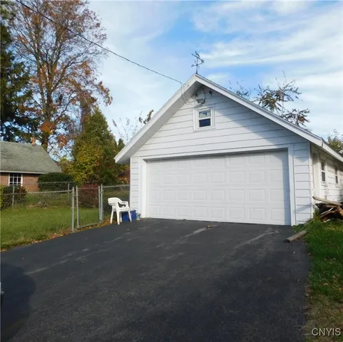 $250,200 | 205 Shotwell Park, Unit 100, Syracuse, NY 13206