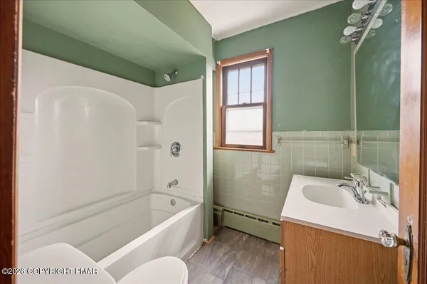 a view of an outdoor space