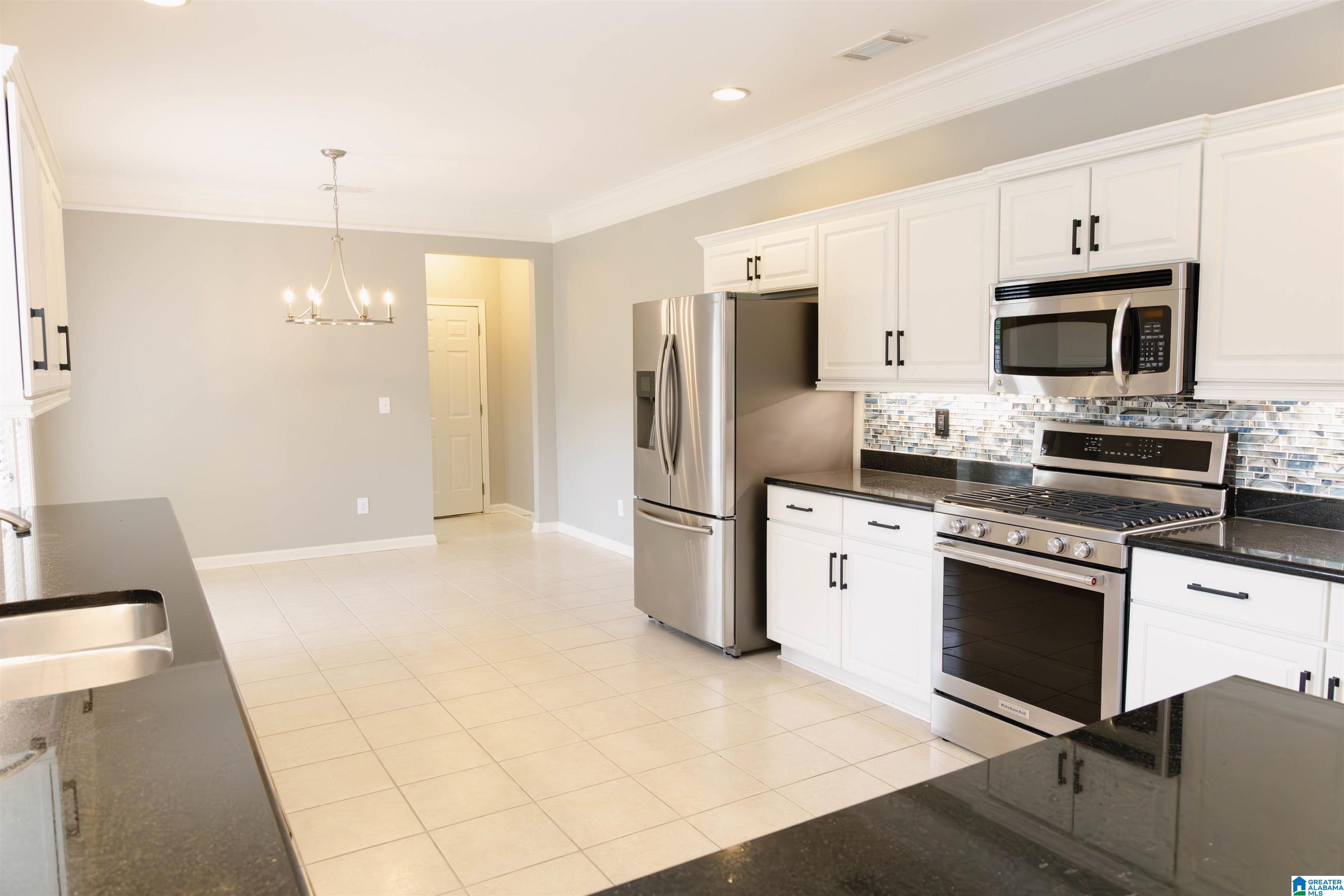 3764 Village Center Way Birmingham, AL 35226 - Photo 5 of 32