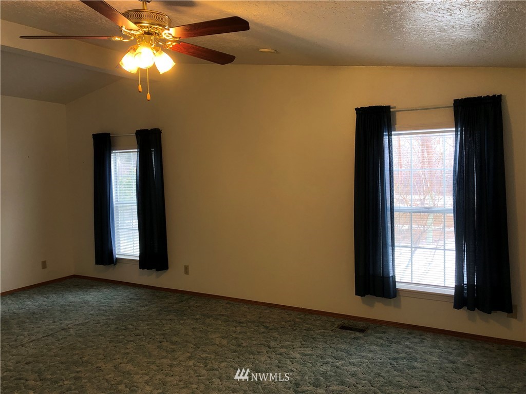 7540 Manastash Road Ellensburg, WA 98926 - Photo 8 of 24 Gallery Image 8
