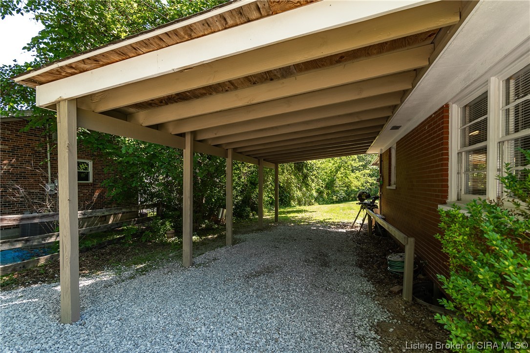 3012 Sieveking Road New Albany, IN 47150 - Photo 5 of 27 Gallery Image 5