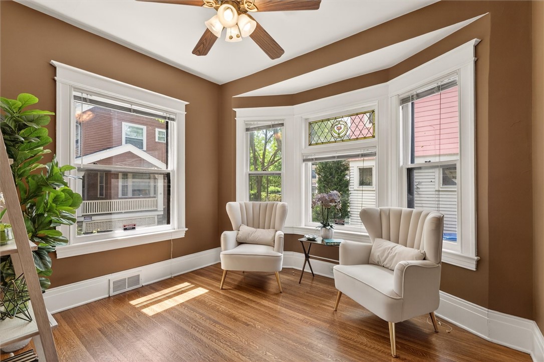 34 Erion Crescent Rochester, NY 14607 - Photo 15 of 49 parlor/den/office