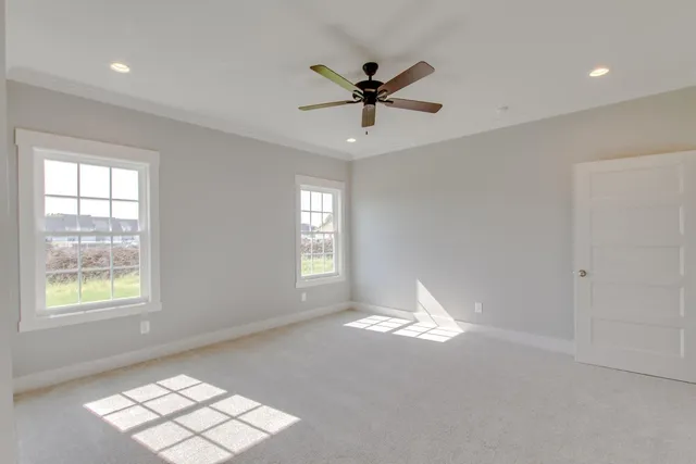 a view of entryway with bathroom