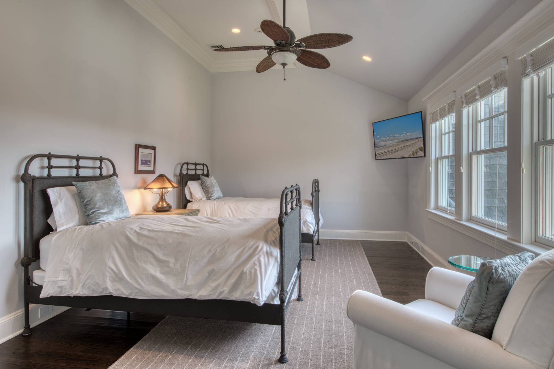 27 Jones Road East Hampton, NY 11937 - Photo 20 of 23