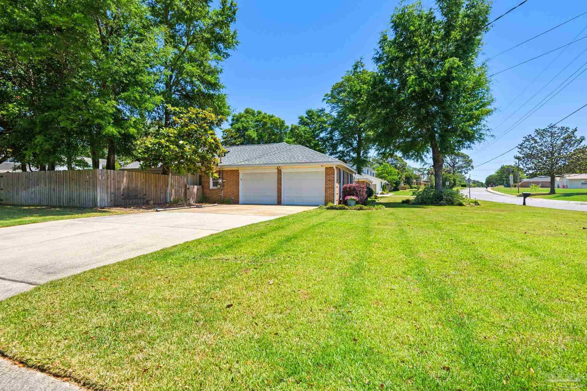 2102 Semur Road Pensacola, FL 32503 - Photo 3 of 56