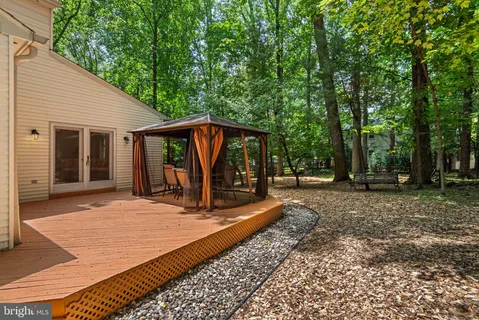 $950,000 | 419 Watts Branch Parkway, Potomac, MD 20854