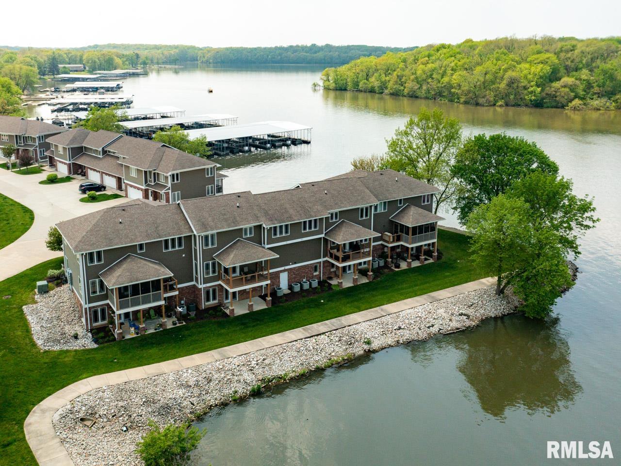 9 Waters Edge Boulevard, Unit 3 Springfield, IL 62712 - Photo 12 of 35