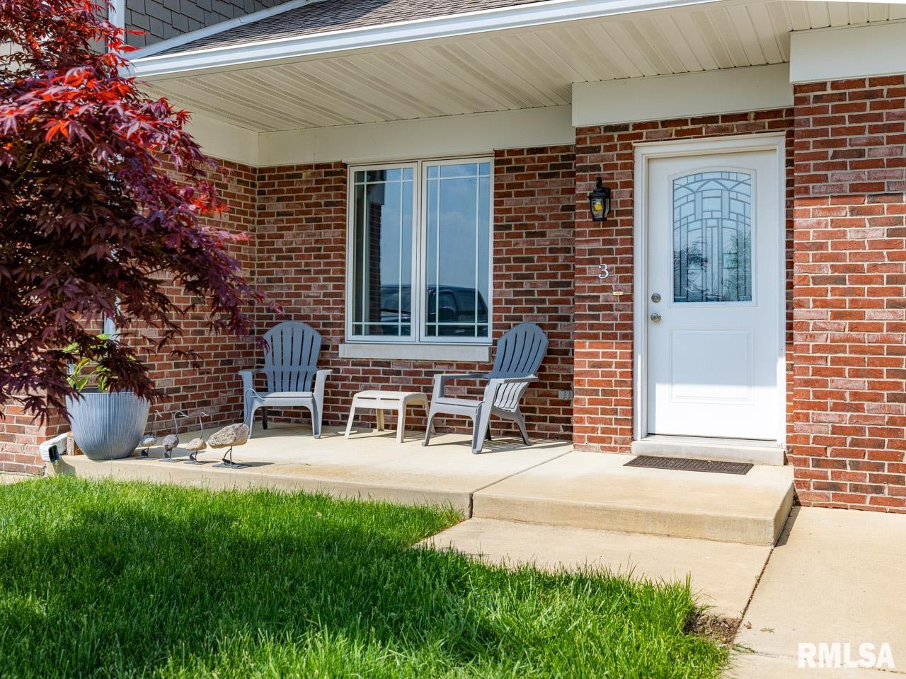 9 Waters Edge Boulevard, Unit 3 Springfield, IL 62712 - Photo 15 of 35