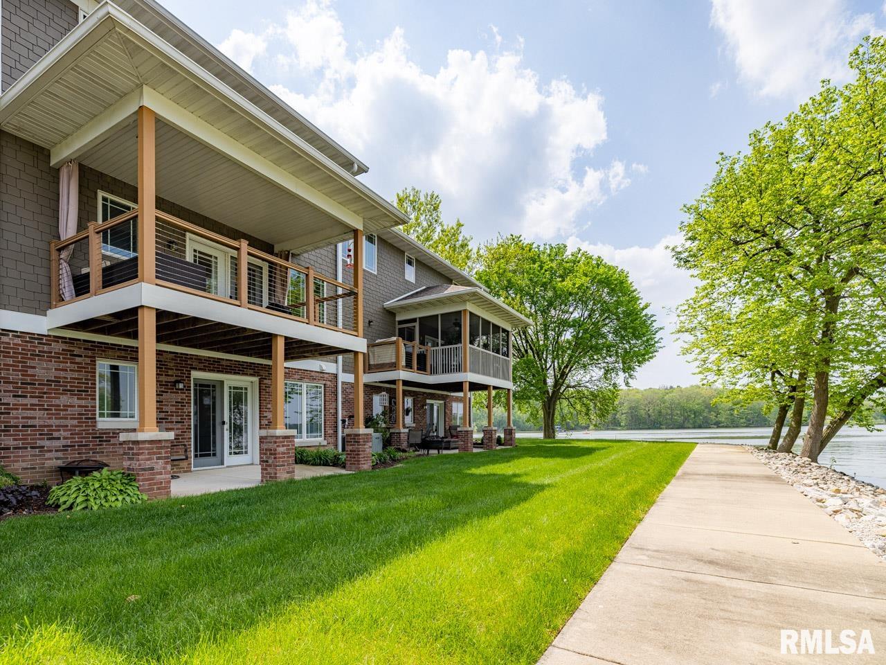 9 Waters Edge Boulevard, Unit 3 Springfield, IL 62712 - Photo 31 of 35