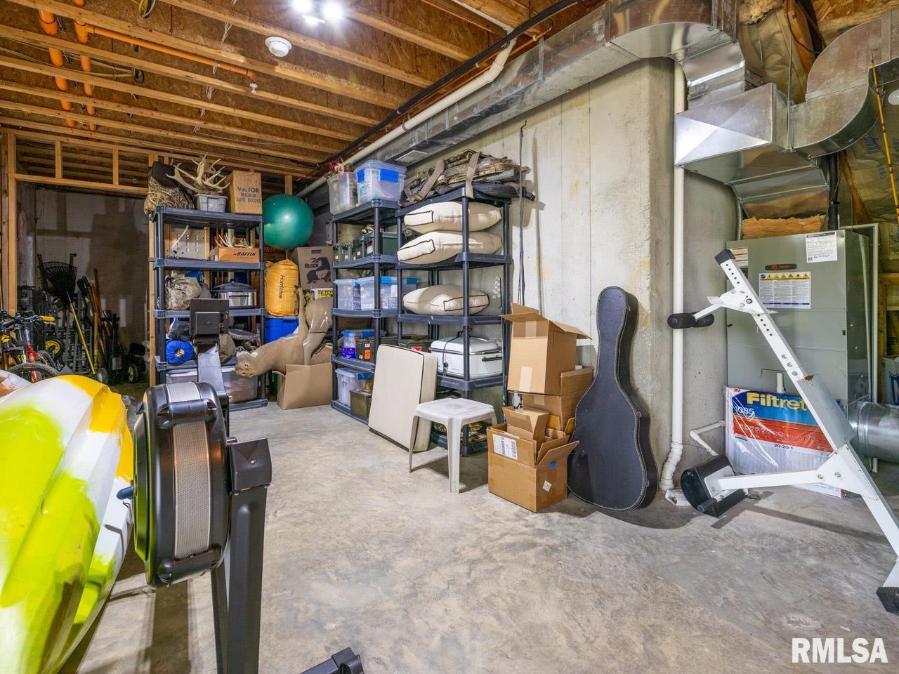 9 Waters Edge Boulevard, Unit 3 Springfield, IL 62712 - Photo 33 of 35