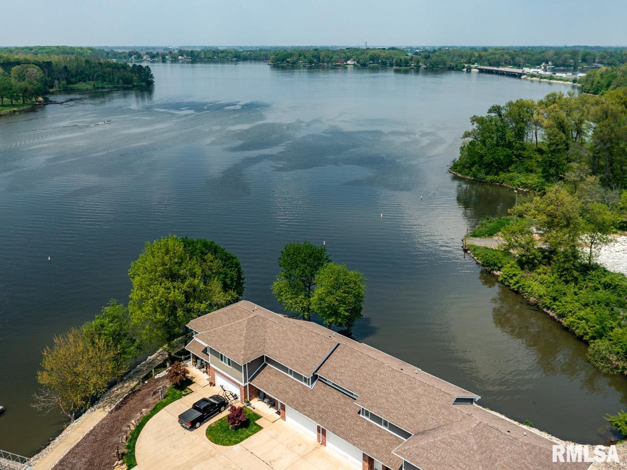 9 Waters Edge Boulevard, Unit 3 Springfield, IL 62712 - Photo 10 of 35