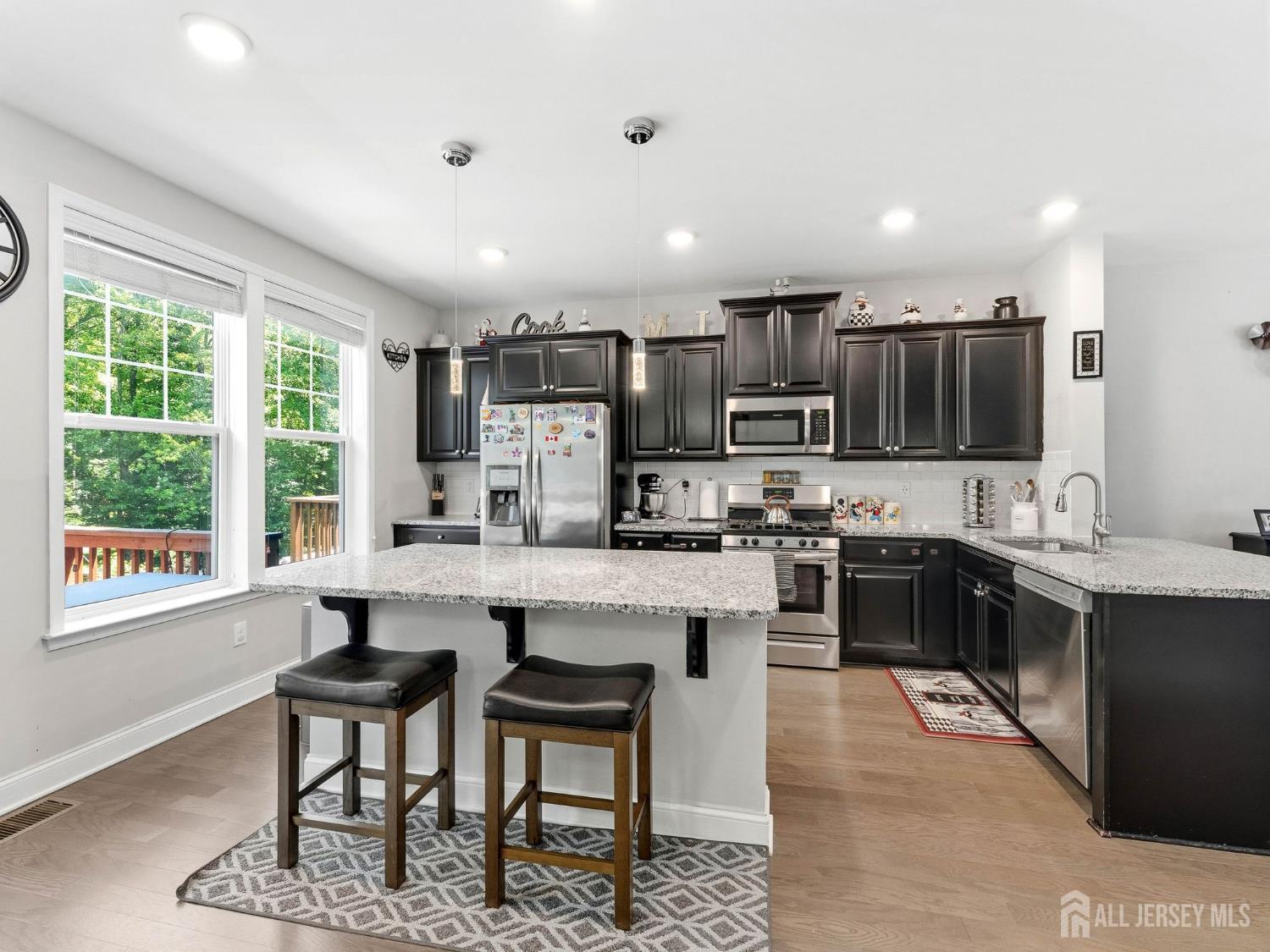 33 Sullivan Way Evesham, NJ 08053 - Photo 13 of 46